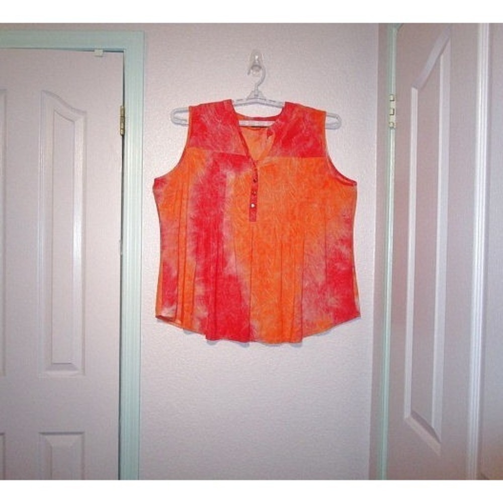 Cocomo Womens Top Size 1X Sleeveless Flowy Metallic Swirls Colorful Fairy Boho